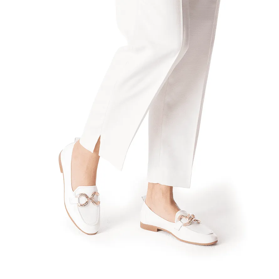 Elegant White Tamaris Leather Loafers