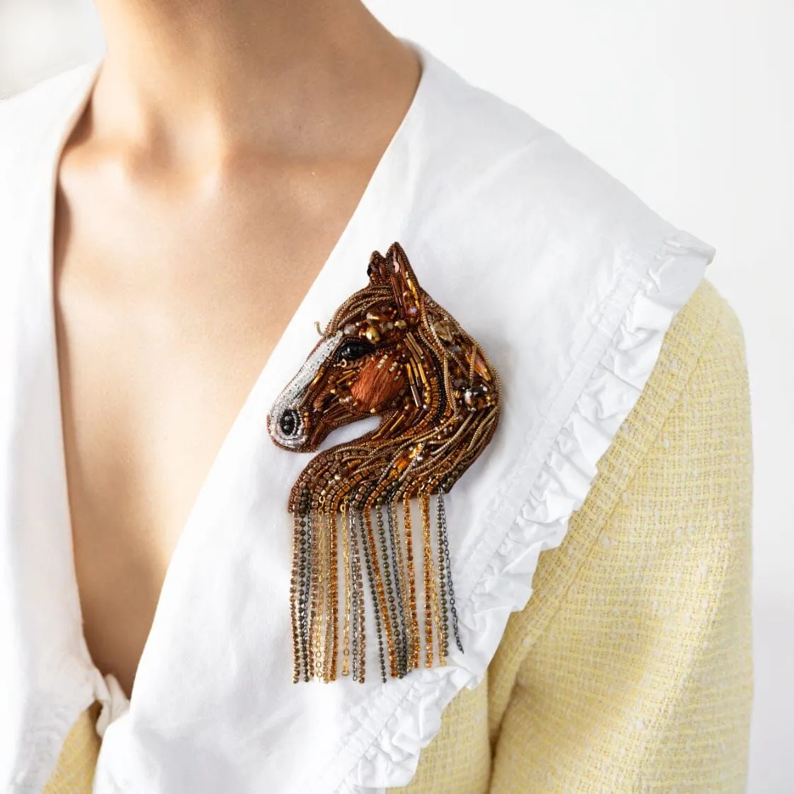 Horse Brooch Brown