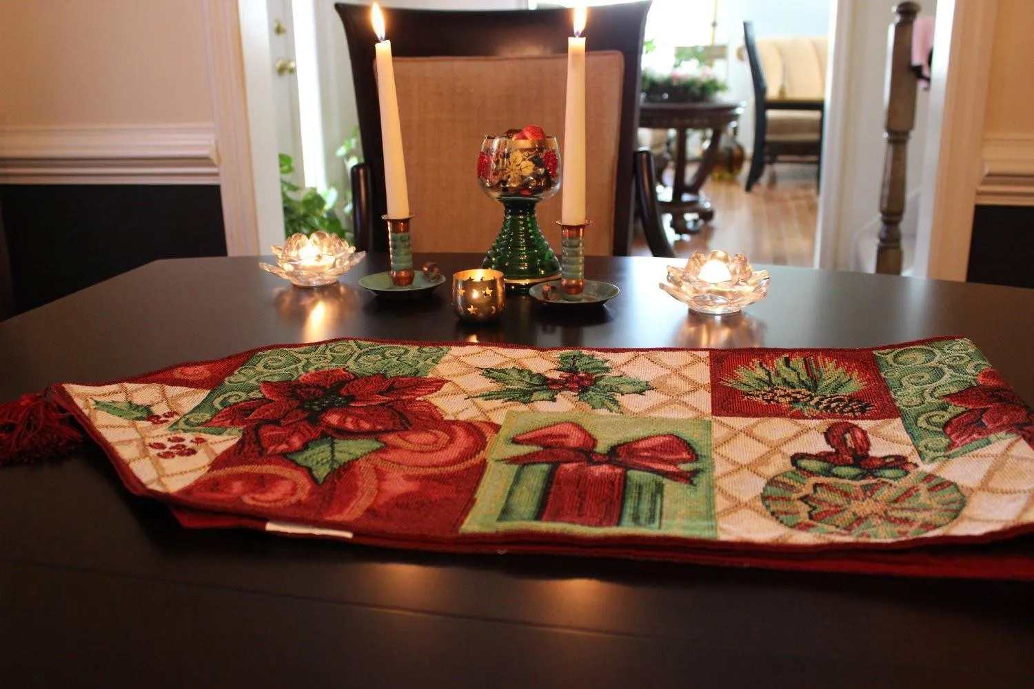 Tache Holiday Tidings Table Runners